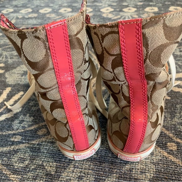 Coach high top tennis shoes, size 8.5B - Picture 7 of 11